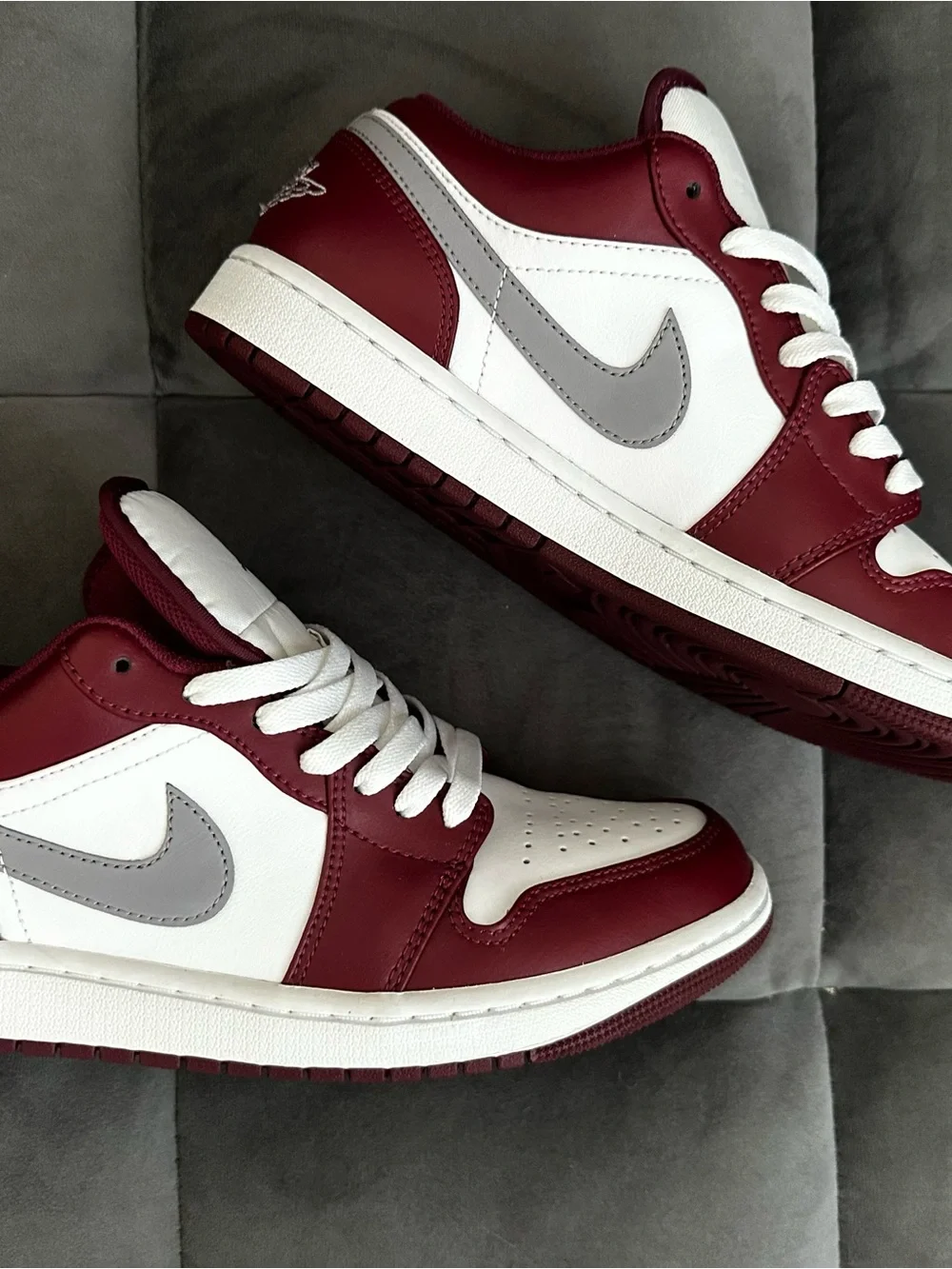 Air Jordan 1 Low - Cherrywood Red / Cement Grey